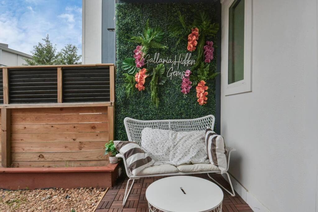 Beautiful Luxurious Houston Galleria Home Exterior foto