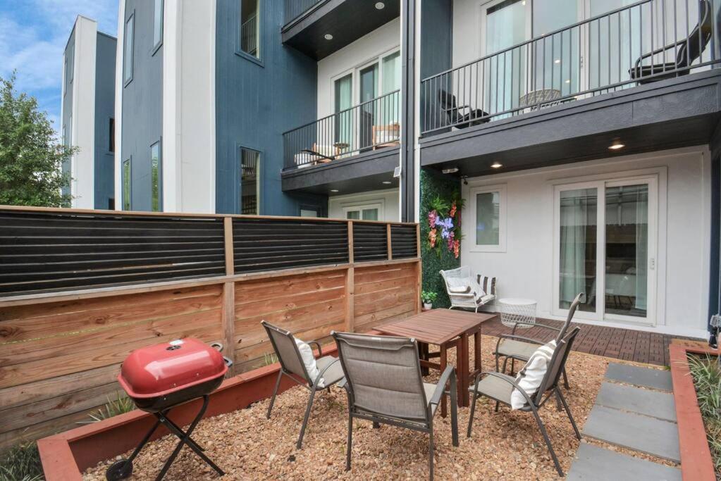 Beautiful Luxurious Houston Galleria Home Exterior foto
